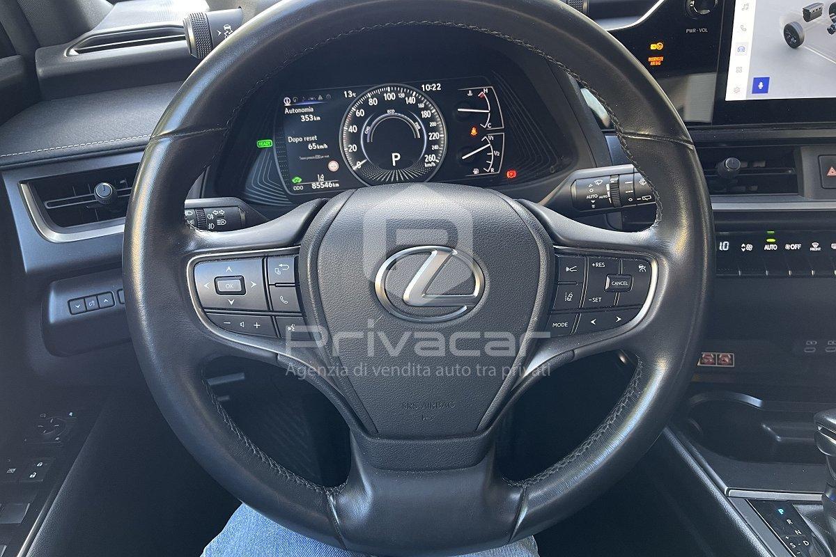 LEXUS UX Hybrid Urban