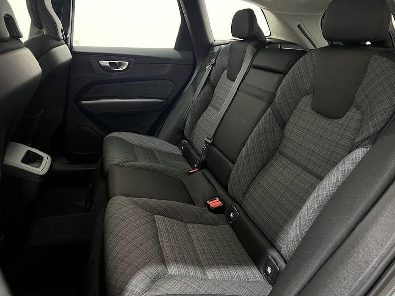 Volvo XC60 XC60 B4 (d) AWD automatico Core