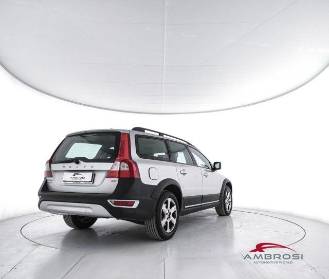 VOLVO XC70 2.4 D5 20V (185CV) cat AWD Kinetic - PER OPERATORI