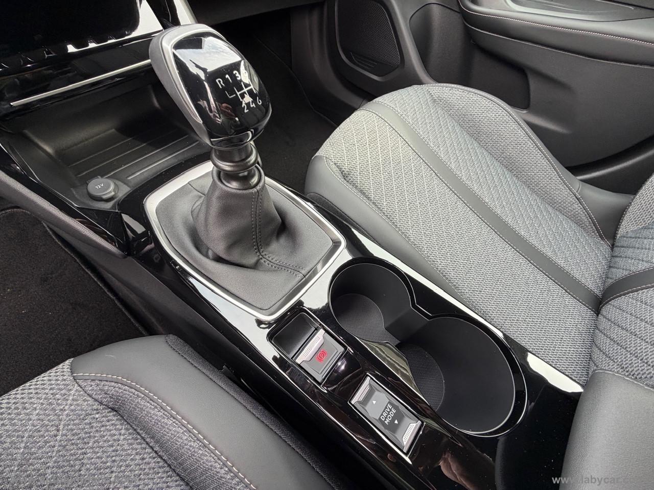 PEUGEOT 2008 PureTech 100 S&S Allure