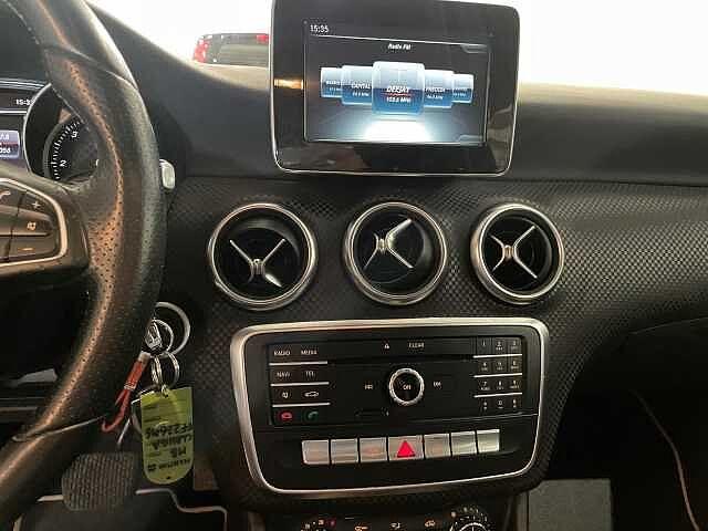 Mercedes-Benz A 180 A 180 d Automatic Sport