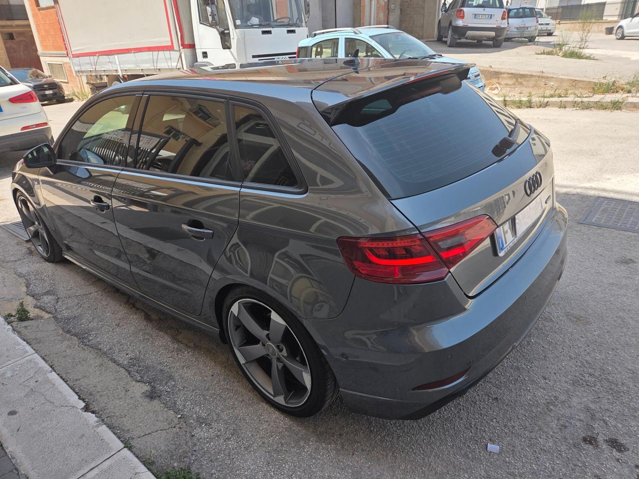 AUDI A3 S3 S-LINE 2.0 TDI 184 CV DA VETRINA KM CERTIFICATI
