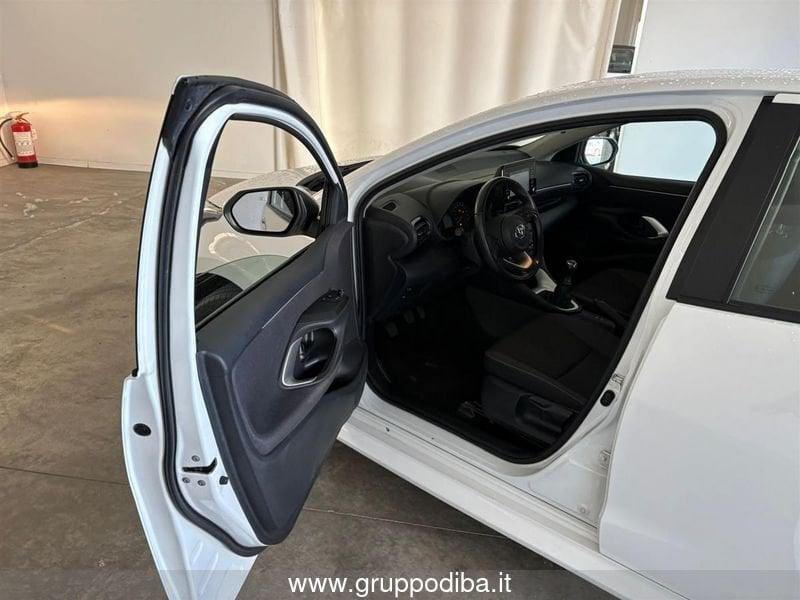 Toyota Yaris IV 2020 1.0 Active