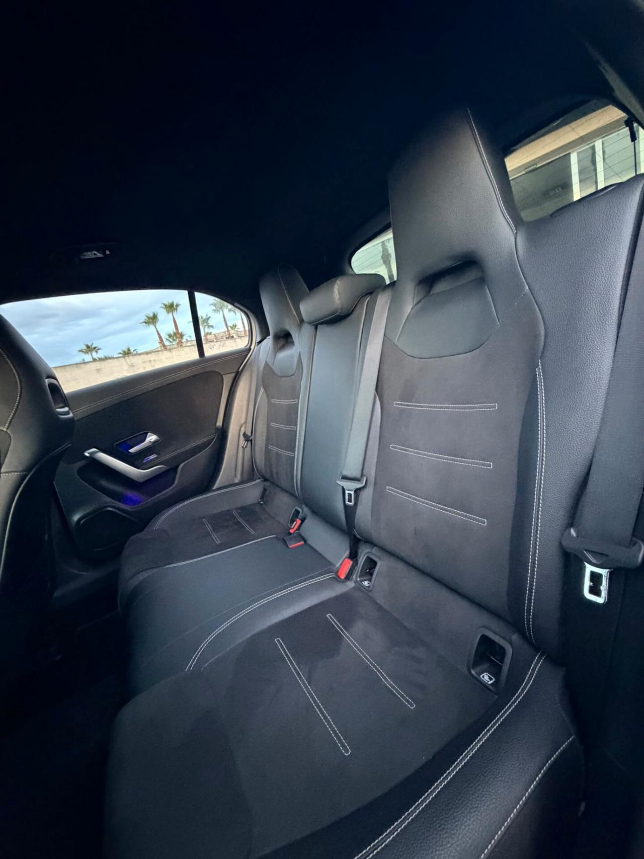 Mercedes-benz A 180d Automatic Premium AMG Night Edition