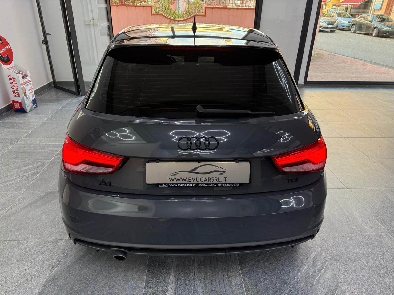 Audi A1 1.6 TDI 116 CV S tronic Sline Edition