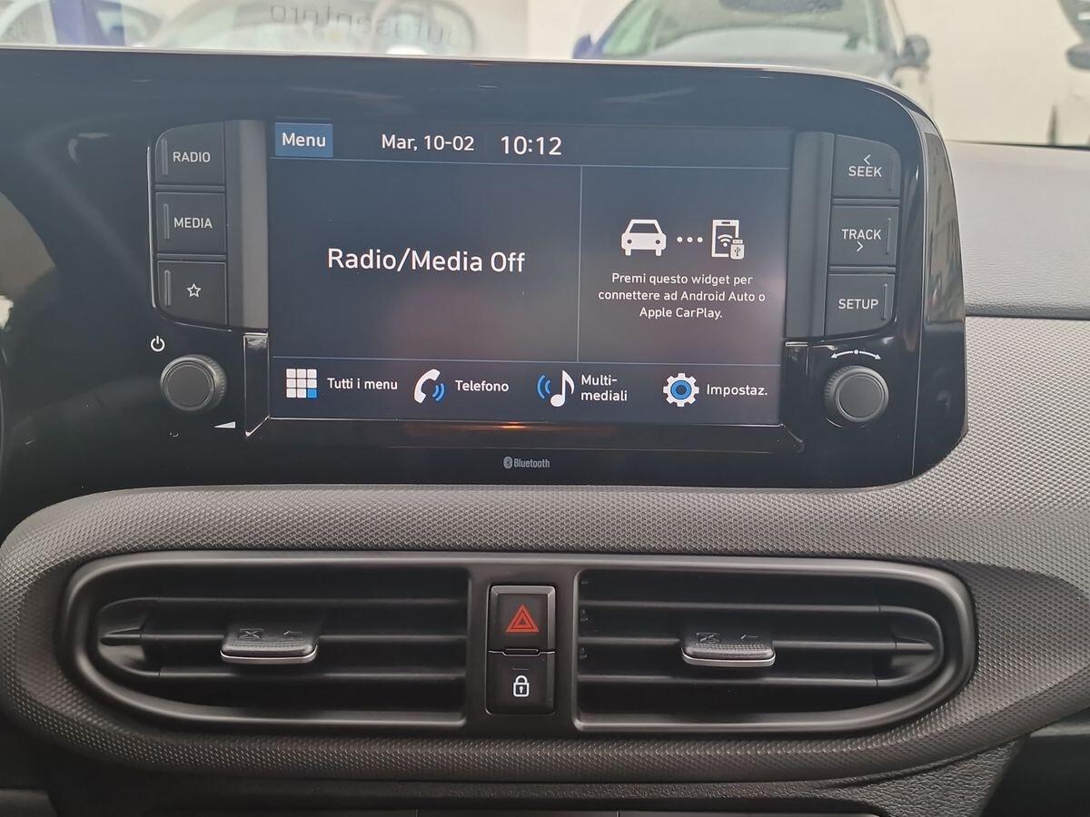 HYUNDAI I10 1.0 TECH + CONNECT