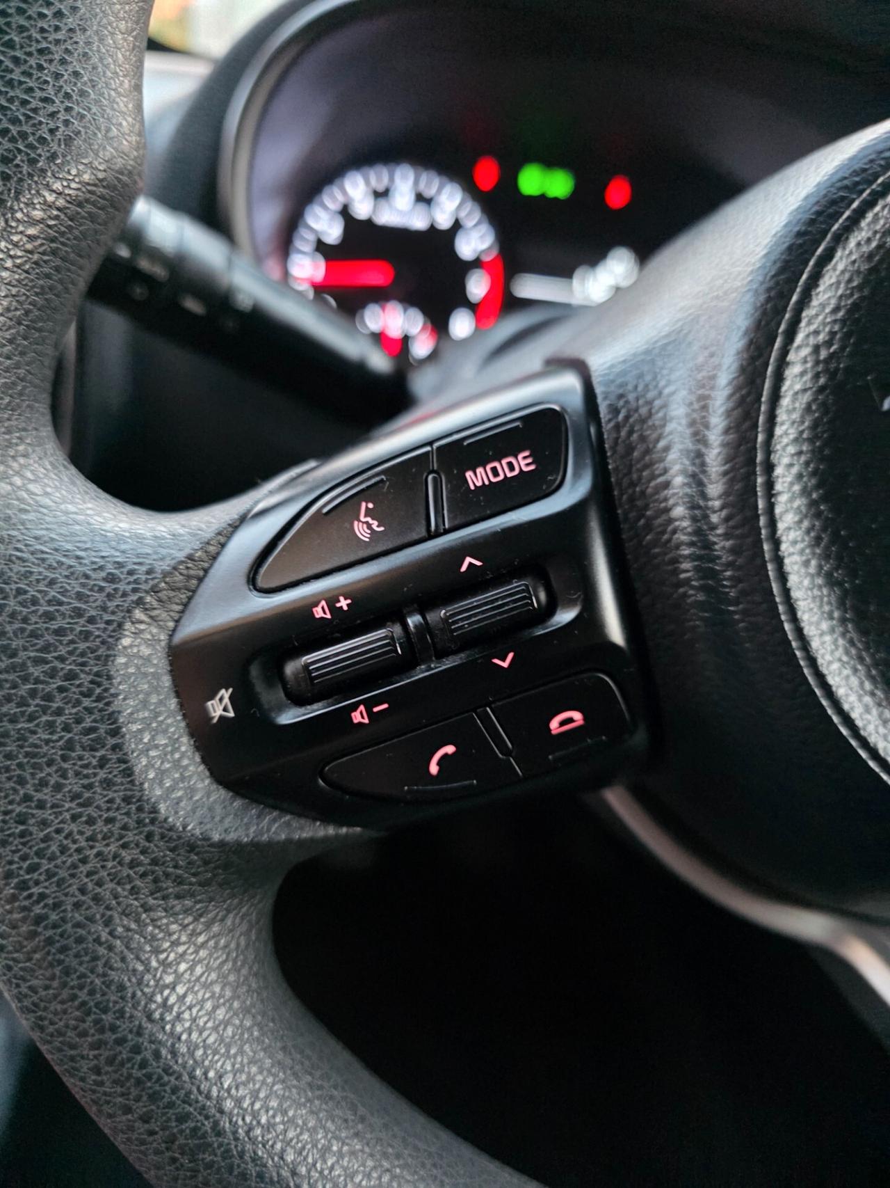 Kia Picanto 1.0 12V GPL 5 porte Urban Uniproprietario