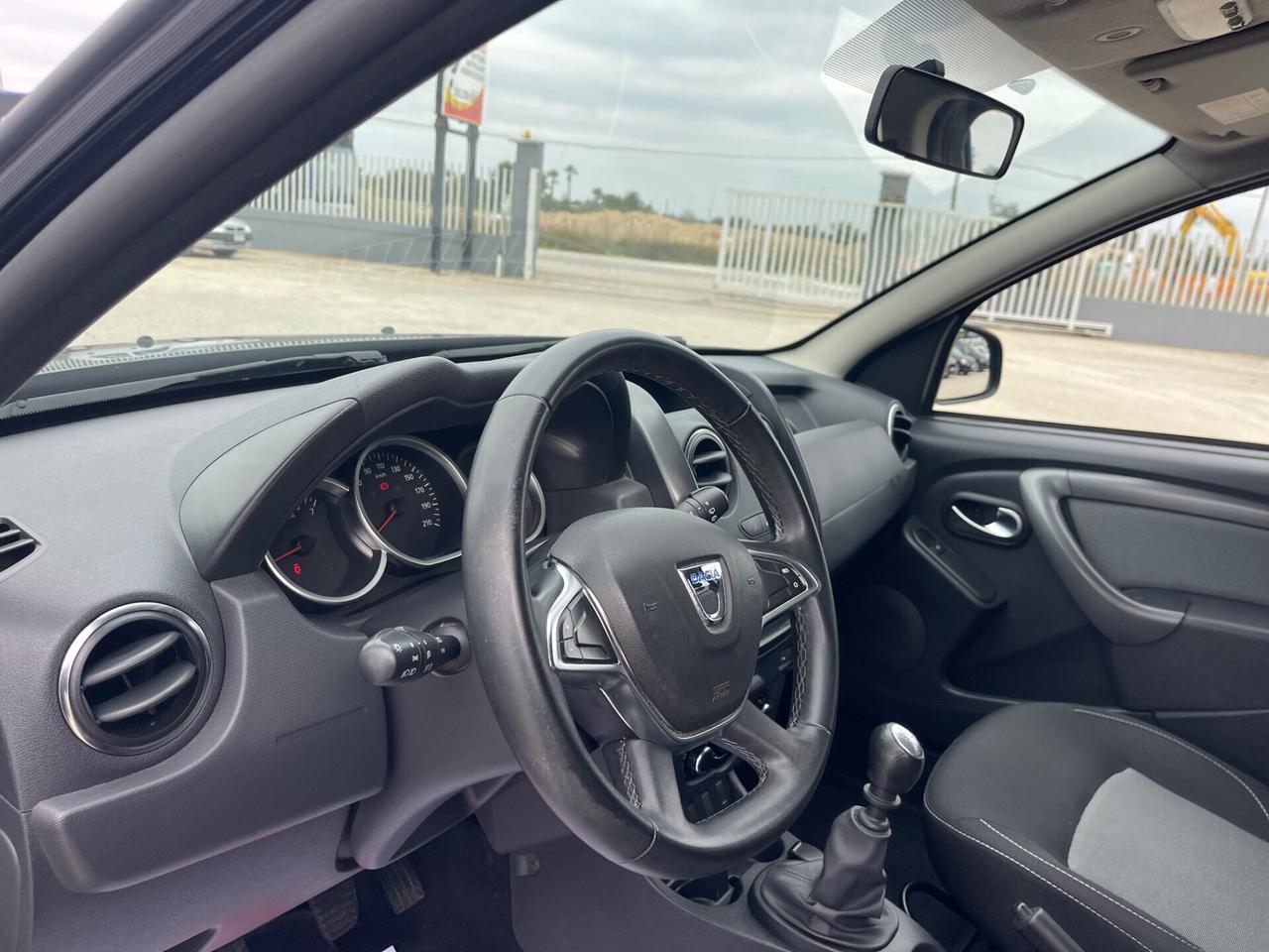 DACIA DUSTER 1.5 DCI 110CV 4x2 LAUREATE FULL MY18