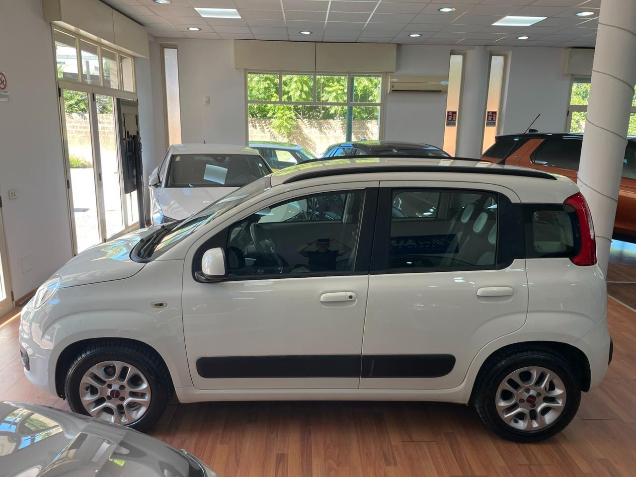 FIAT PANDA 1.2 69CV LOUNGE PROMO ESTATE