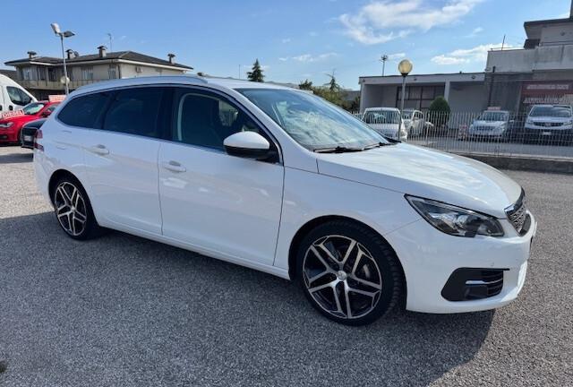 Peugeot 308 BlueHDi 120 S&S EAT6 SW Active