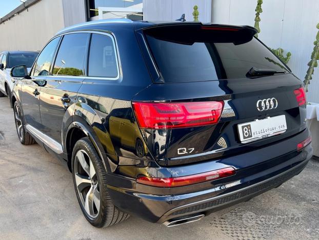 AUDI Q7 3.0 TDI 272 CV quattro tiptronic Busines