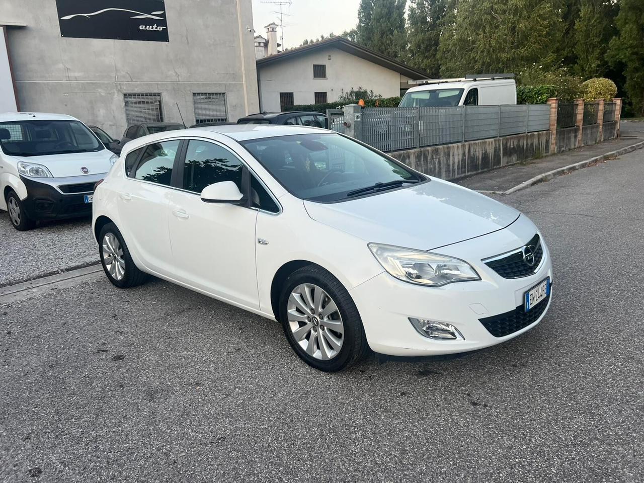 Opel Astra 1.7 CDTI 110CV 5 porte Elective