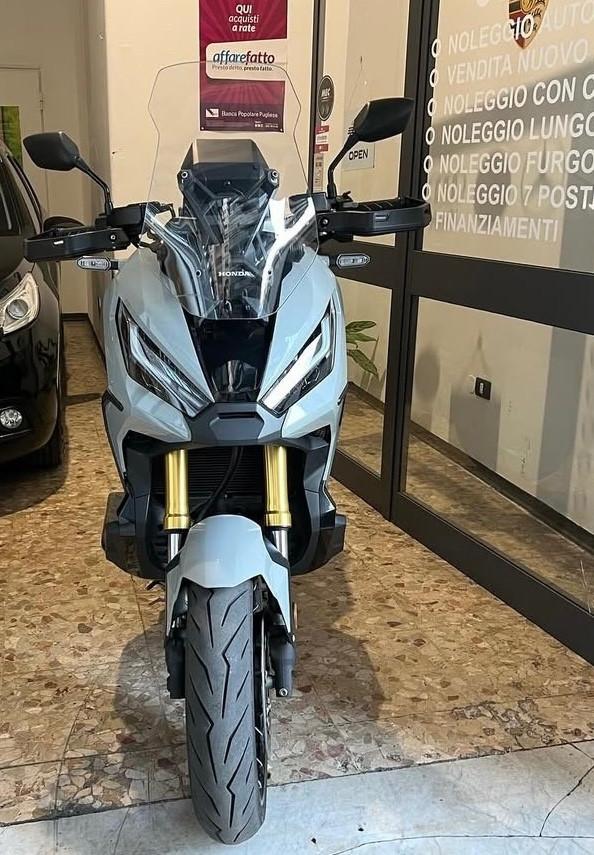 Honda X-ADV 750 XADV-750