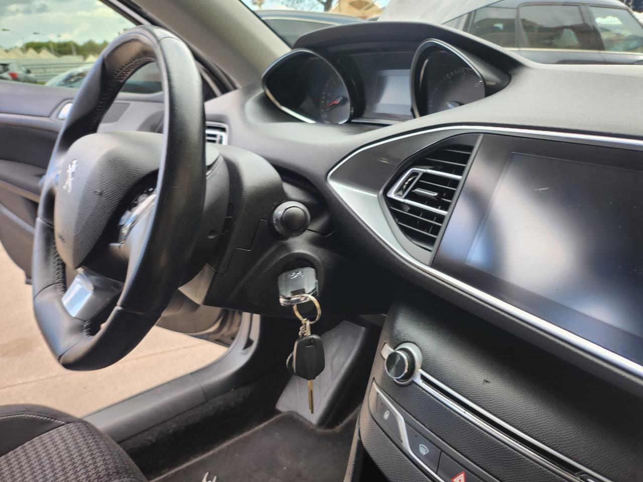 Peugeot 308 BlueHDi 120 SW Allure Automaticoa