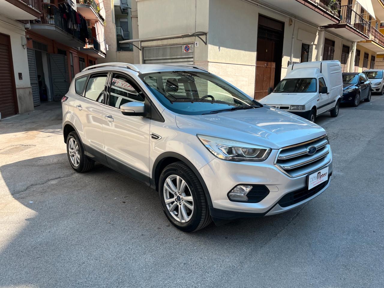 Ford Kuga 1.5 TDCI 120 CV S&S 2WD Business
