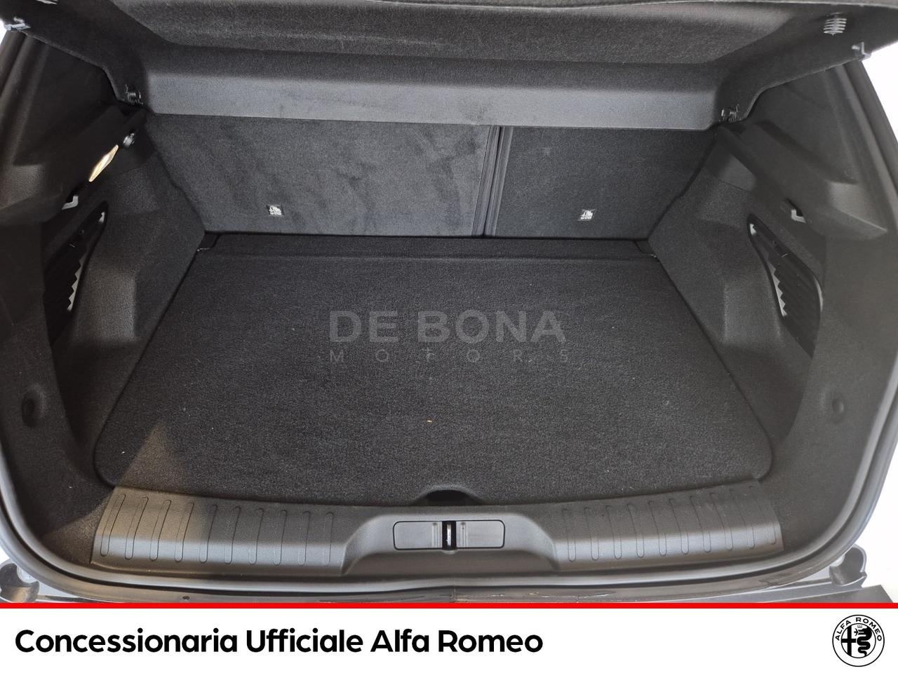 Alfa Romeo Junior 1.2 ibrida speciale 145cv edct6