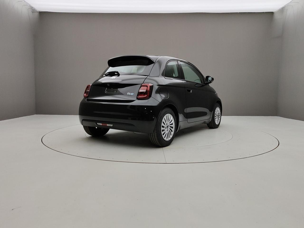 FIAT 500e 500E 118CV 320KM