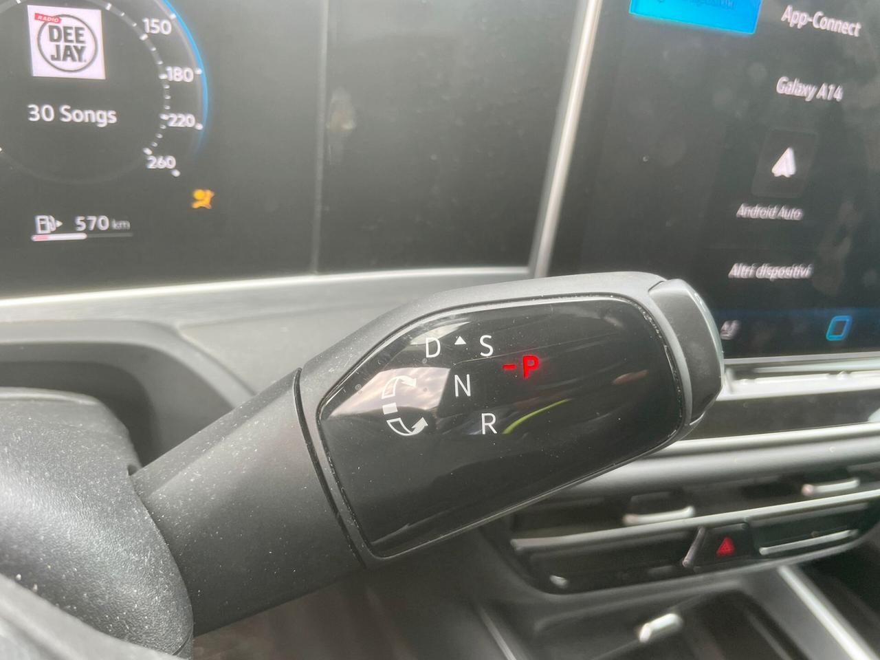 VW Passat Variant 2.0 TDI SCR EVO DSG Business * SINISTRATA*