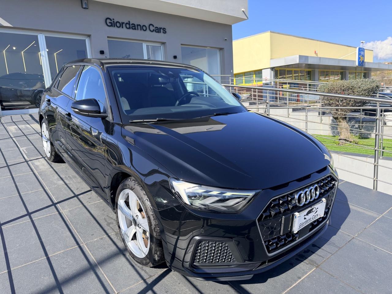 Audi A1 SPB 30 TFSI S tronic line edition taralli black