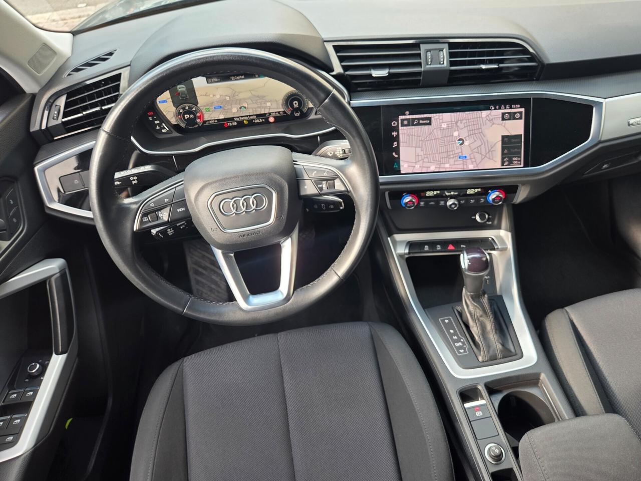 Audi Q3 35 TDI S tronic 150 cv Business