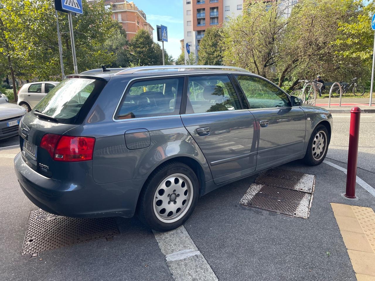 Audi A4 2.0 TDI 140cv/1PROP/GARANZIA 12 MESI