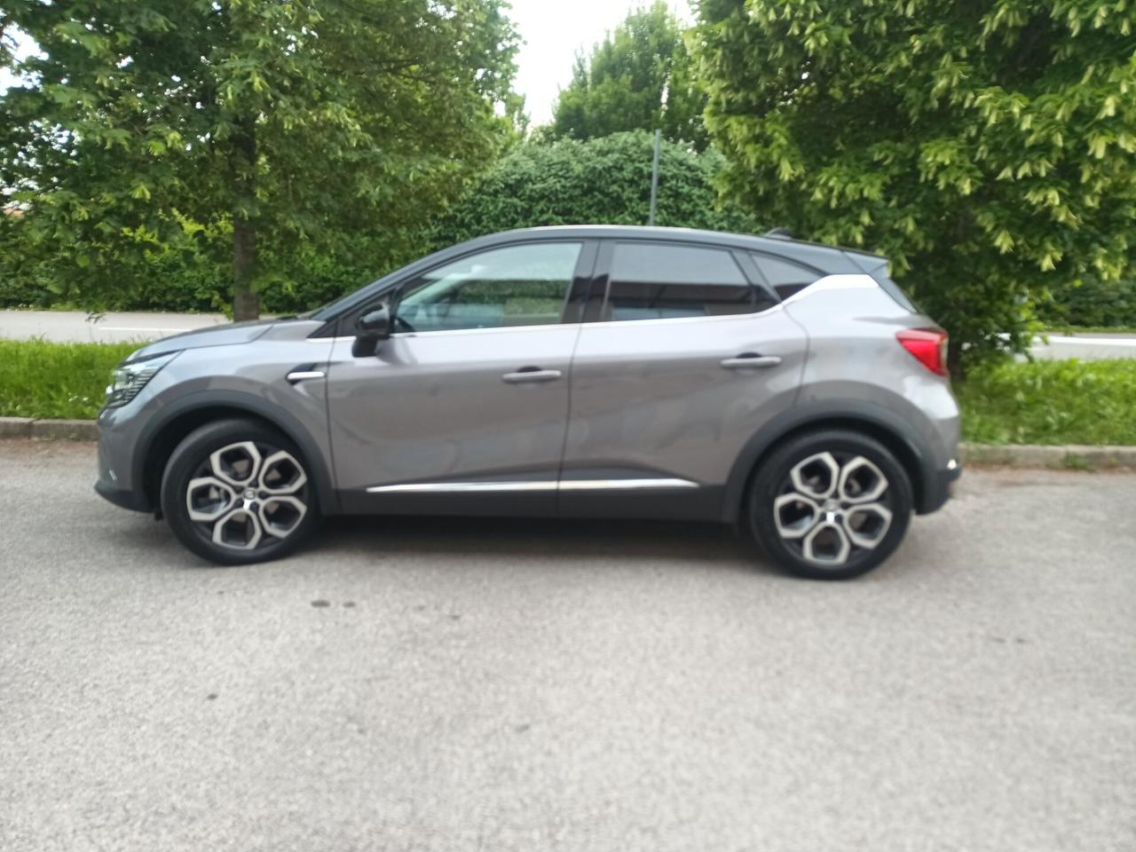 Renault Captur Plug-in Hybrid E-Tech 160 CV Engineered