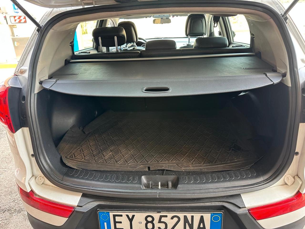 Kia Sportage 1.7 CRDI VGT 2WD high tech