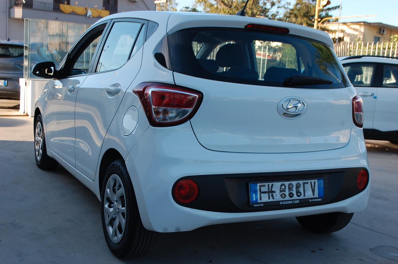 Hyundai i10 1.0 Bz 67CV Comfort Uff Italy Led USB Clima