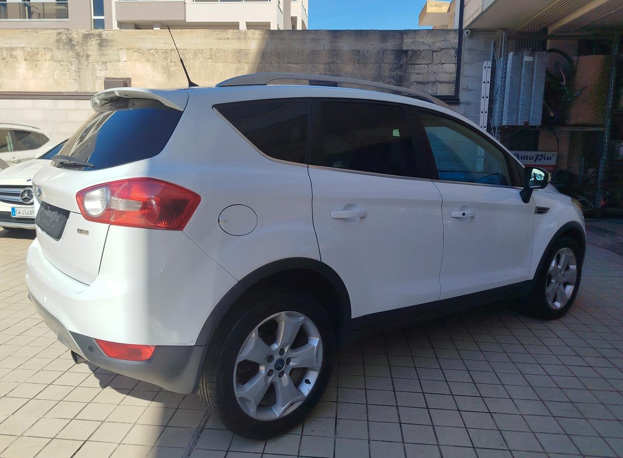Ford Kuga 2.0 TDCi 136 CV 4WD Titanium DPF