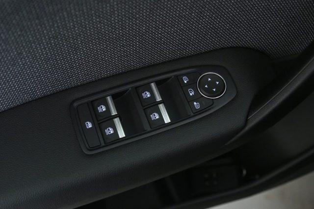 RENAULT Captur ECO-G 100 CV Techno Parking Camera/Tetto nero