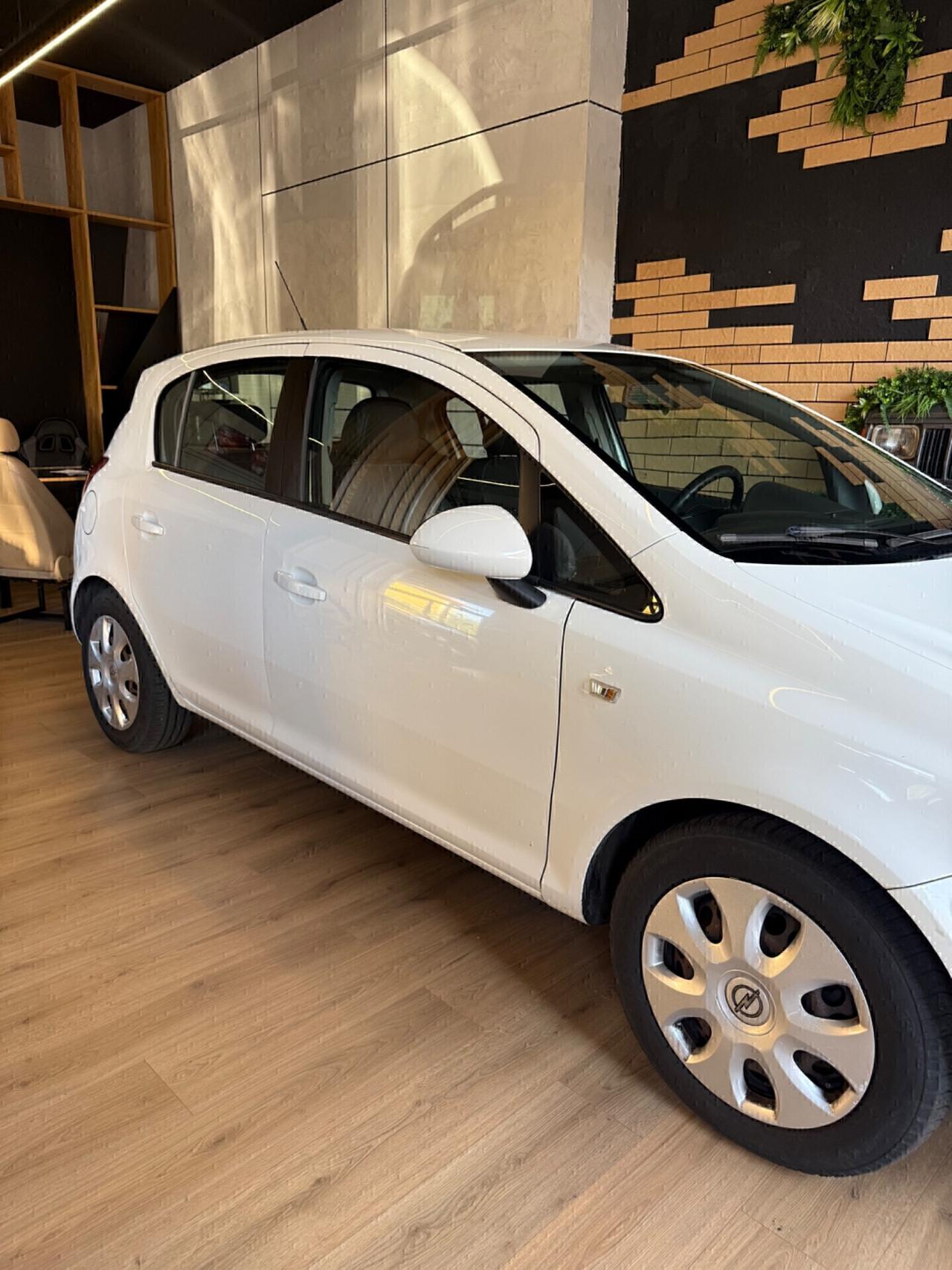 Opel Corsa 1.2 85CV BENZINA-GPL MOTORE NUOVO
