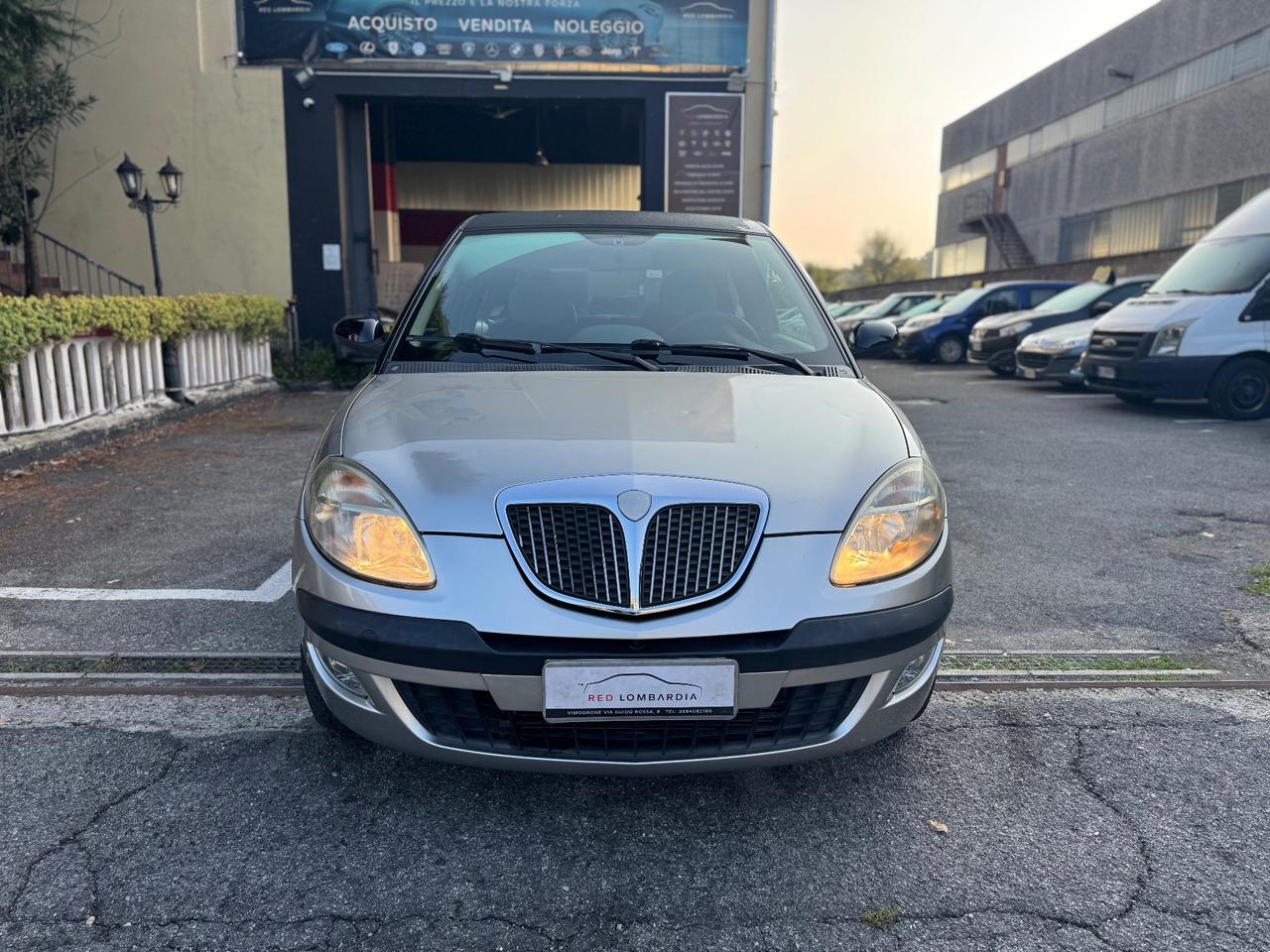 Lancia Ypsilon 1.2 Argento