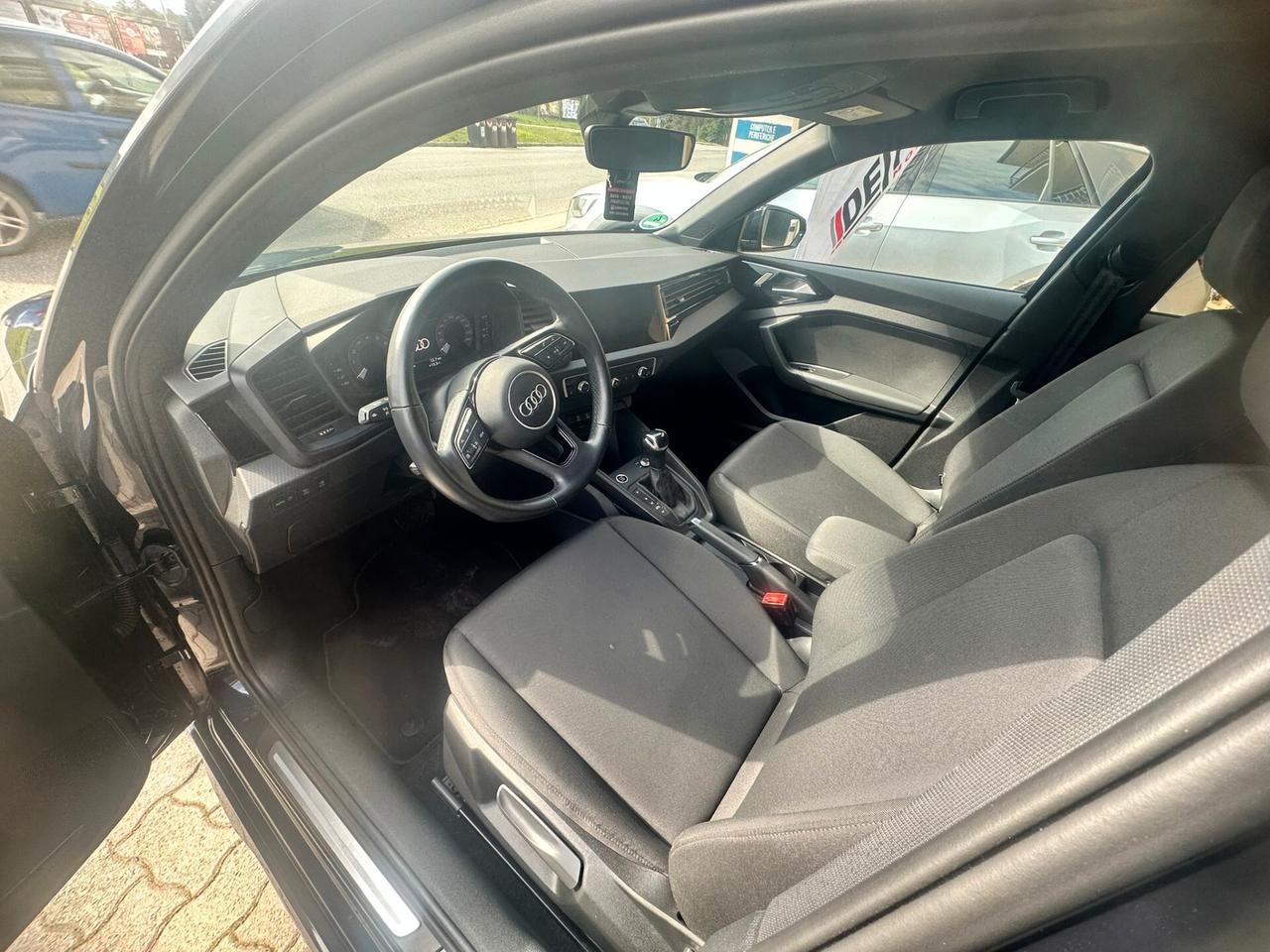 Audi A1 citycarver 30 TFSI