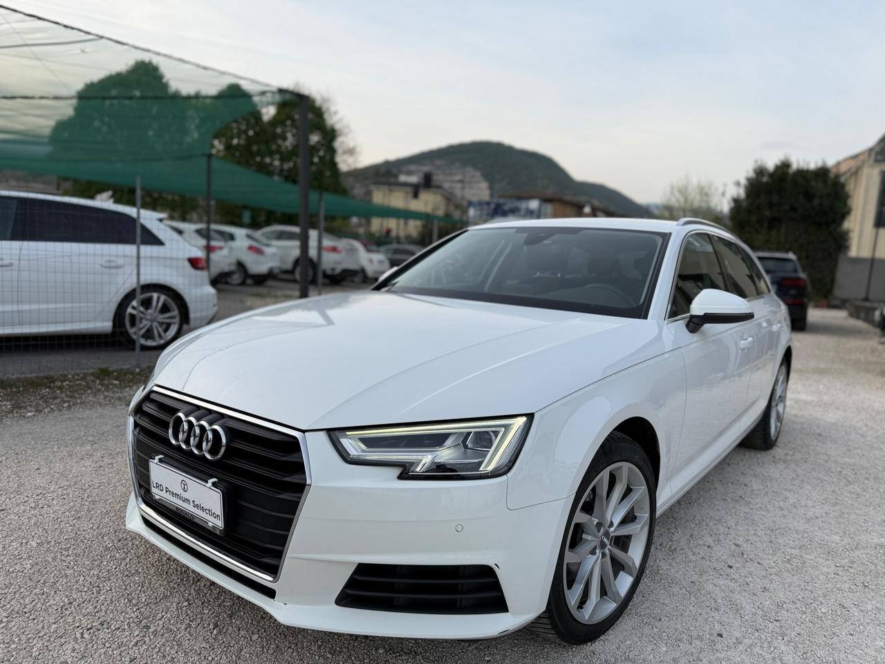 Audi A4 Avant 2.0 tdi Business s-tronic