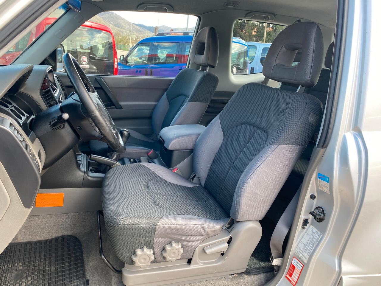 Mitsubishi Pajero 3.2 16V DI-D 3p. GLX