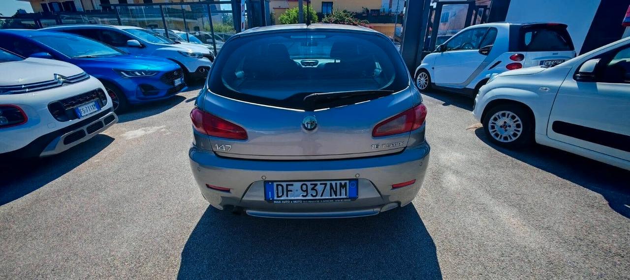 Alfa Romeo 147 1.6 16V TS 5 porte Distinctive