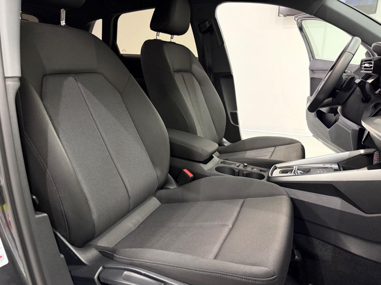 Audi A3 35 2.0TDI 150CV S tronic S line