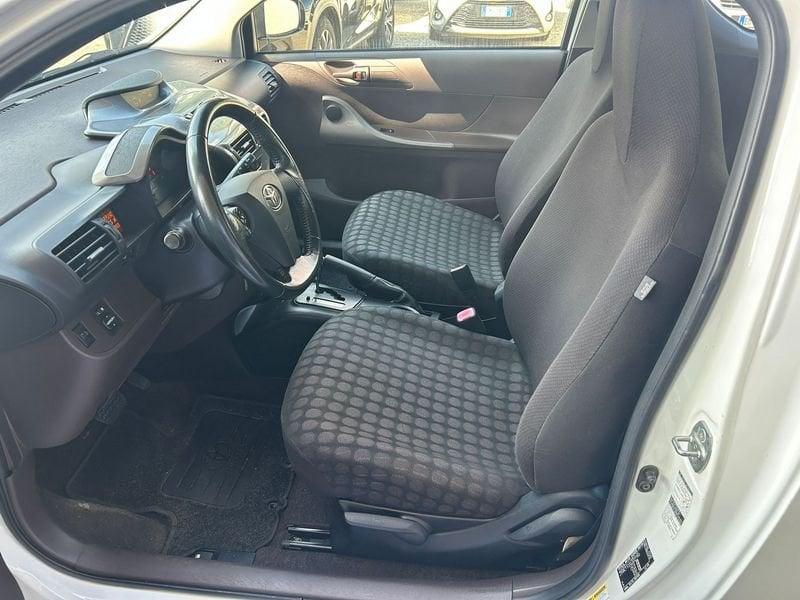 Toyota iQ iQ 1.0 CVT Sol