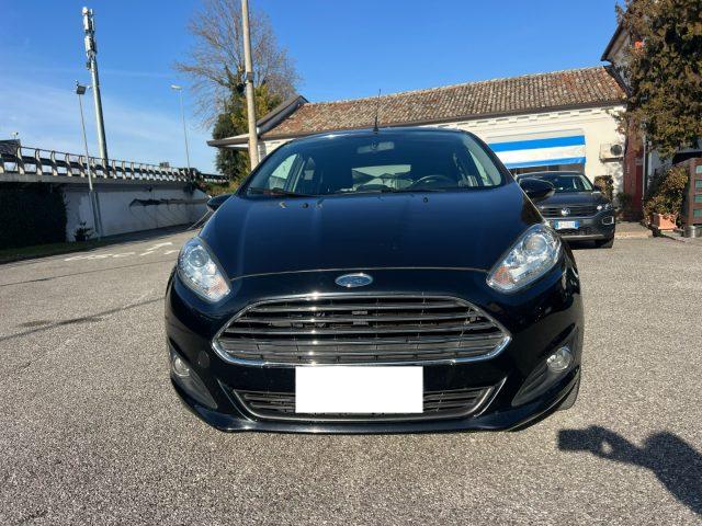 FORD Fiesta 1.4 5p. Bz.- GPL Titanium AUTO PER NEOPATENTATI