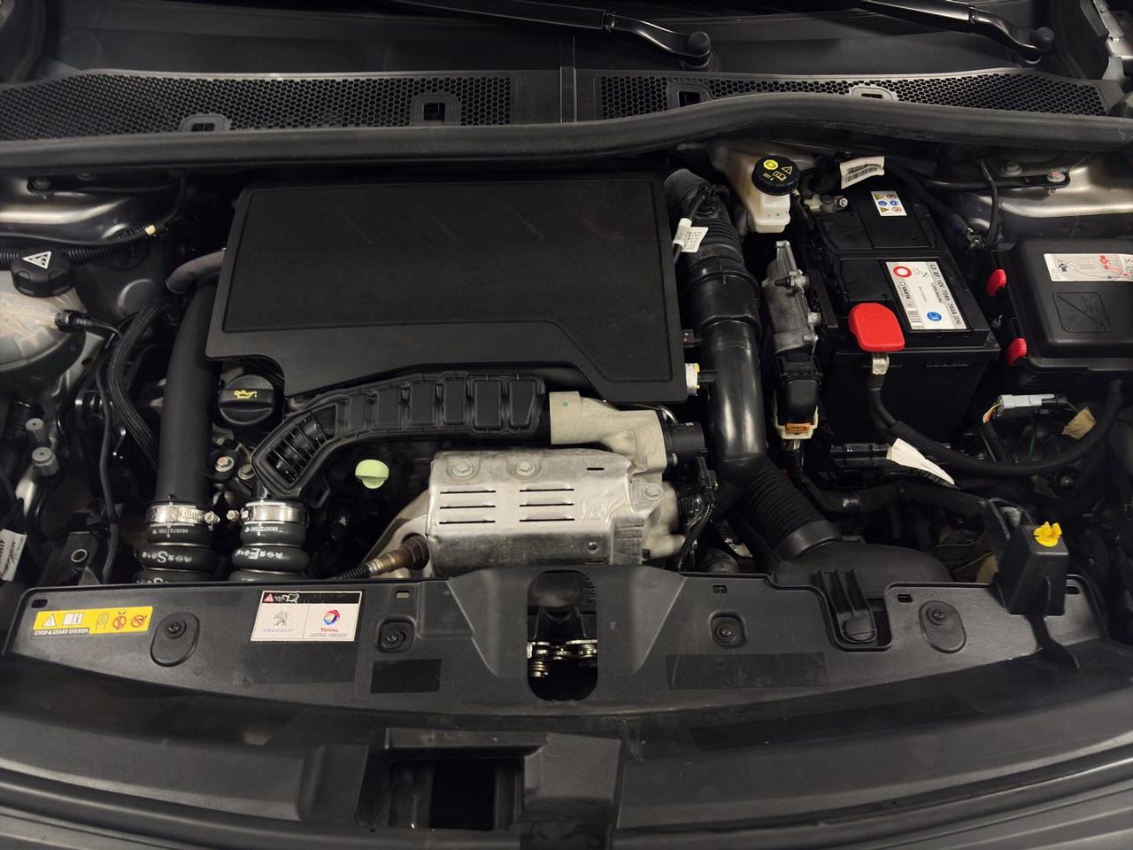 Peugeot 2008 1.2 puretech Allure Pack s&s 130cv