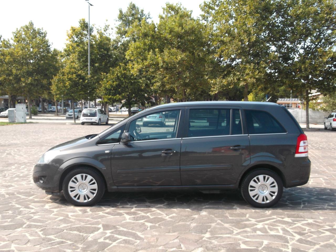 Zafira 1.6 Turbo Metano 7 Posti 2013