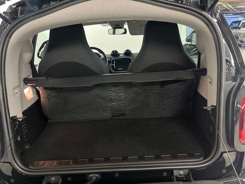 smart fortwo fortwo EQ Passion 22kw