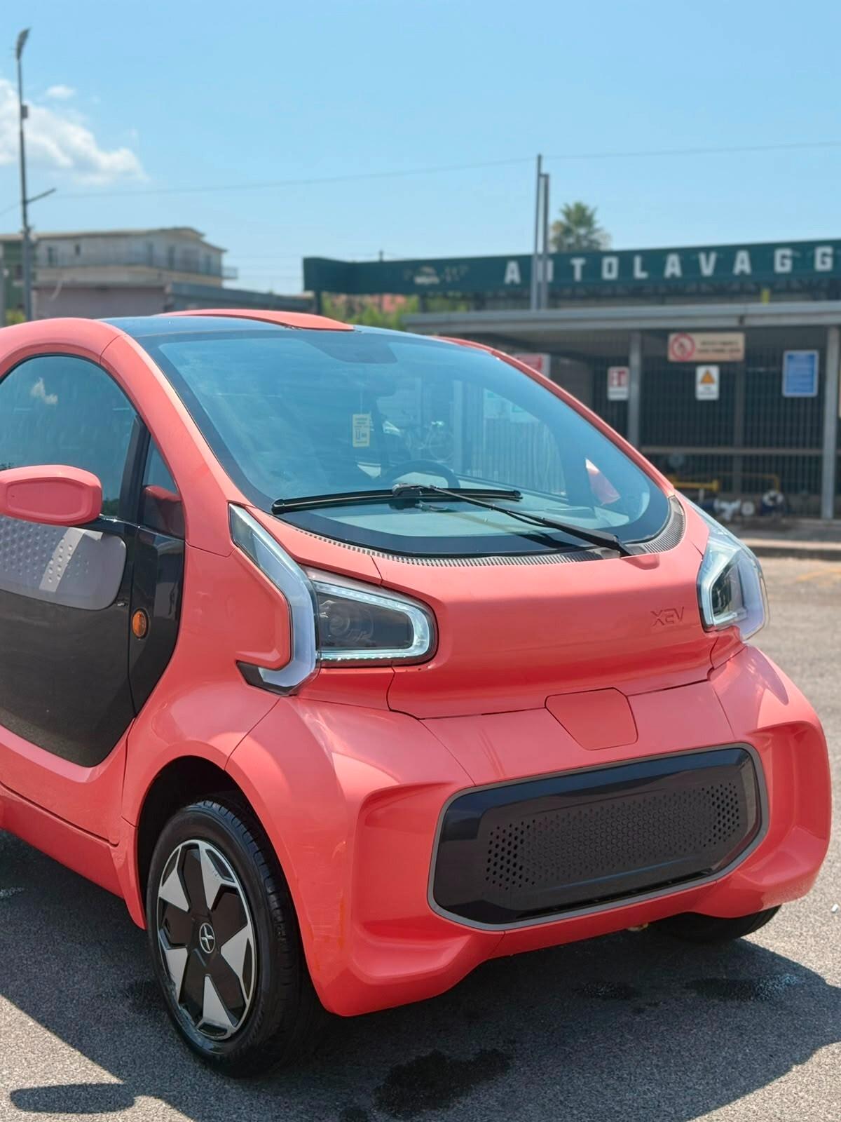 Xev Yoyo premium km 0 iva esposta piu colori 24 mesi garanzia