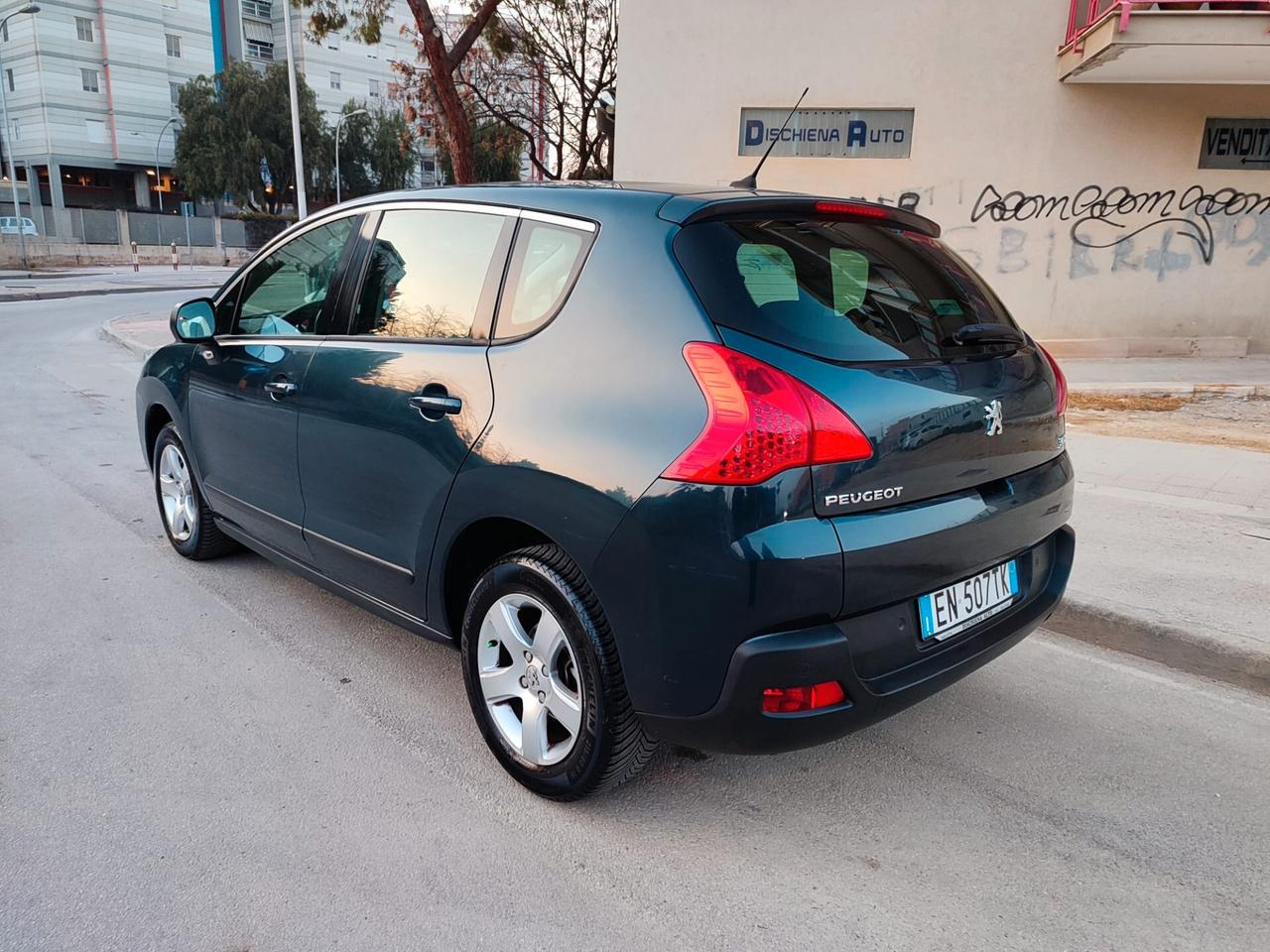 Peugeot 3008 1.6 HDi 112CV Active 2012!!