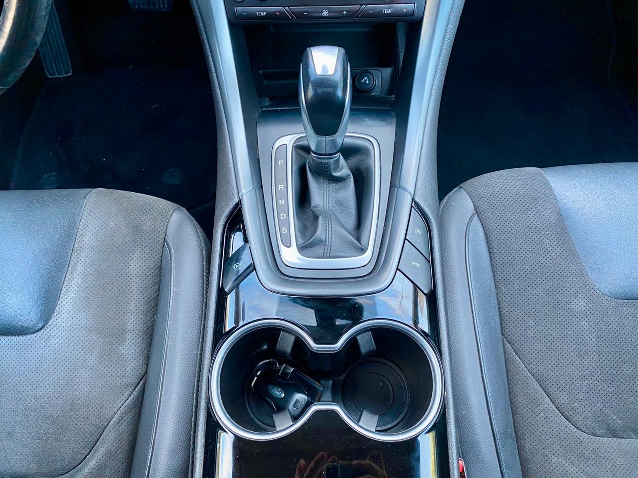 Ford Mondeo SW 2.0 tdci Titanium s Powershift 180cv