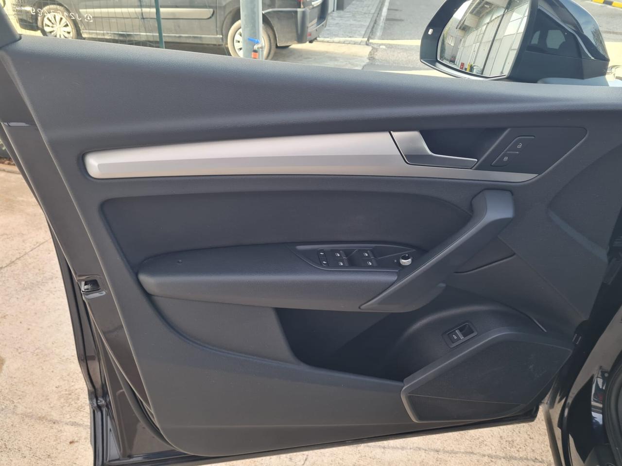 Audi Q5 COMMERCIANTI 2.0 TDI quattro S tronic Business