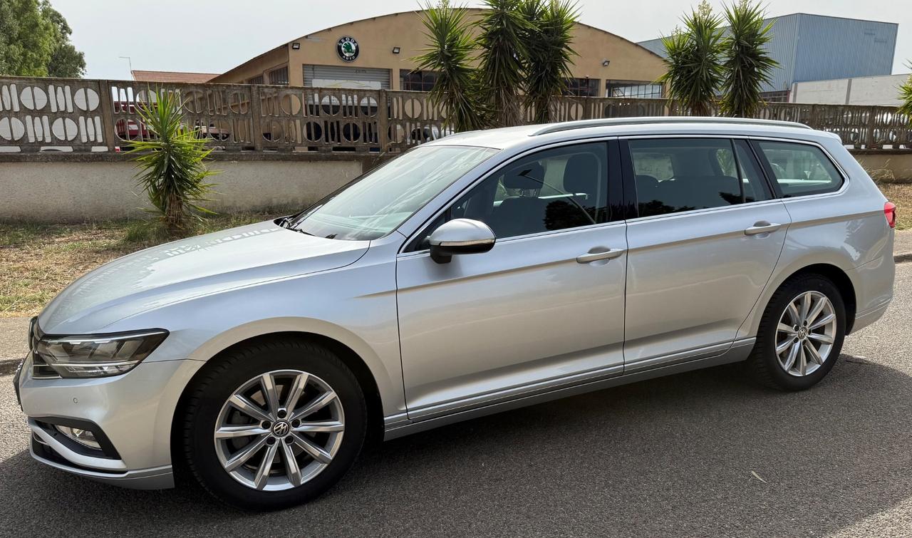 Volkswagen Passat Variant 1.6 TDI SCR DSG Business BMT