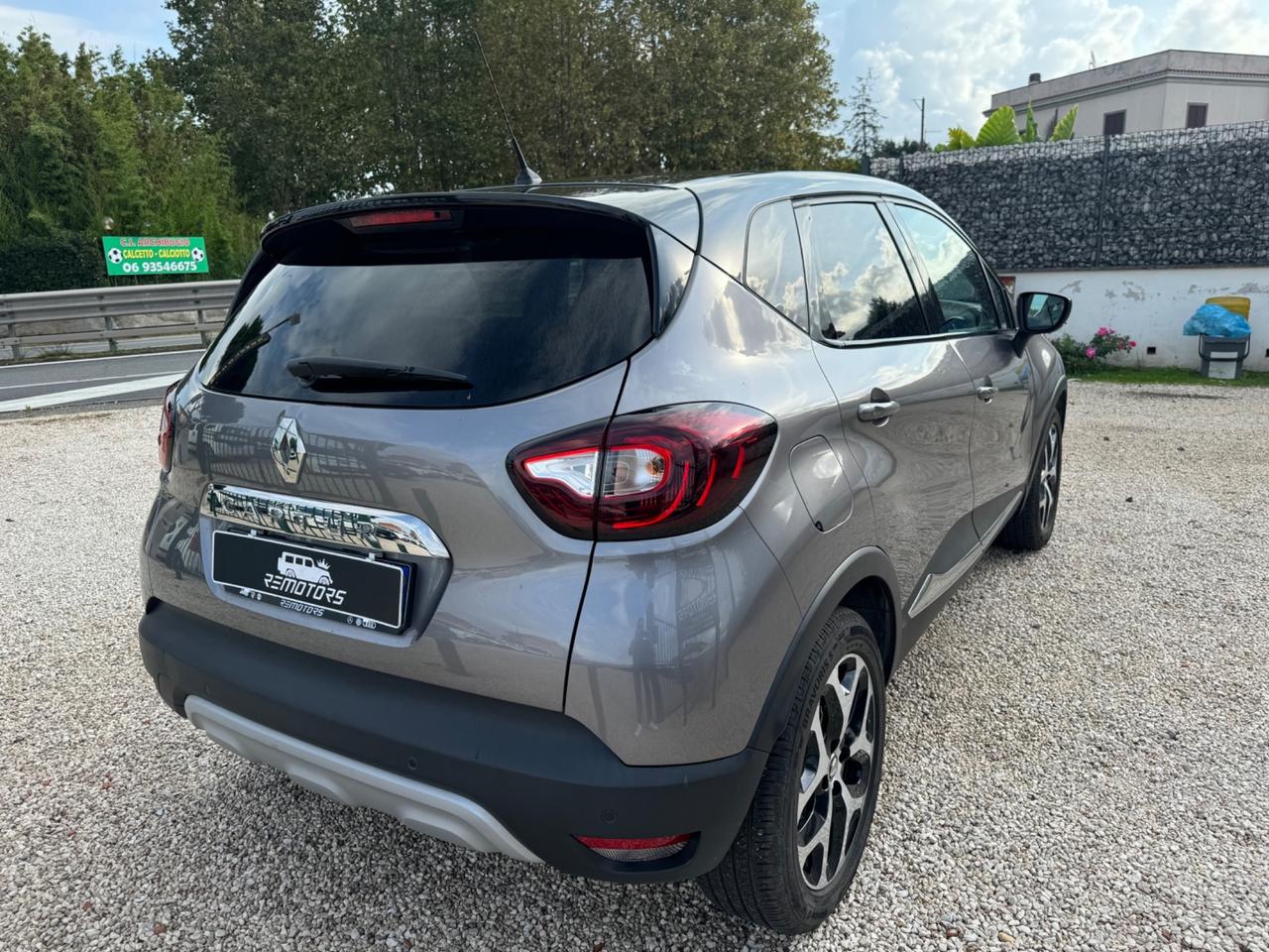 Renault Captur dCi 8V 90 CV EDC Sport Edition2