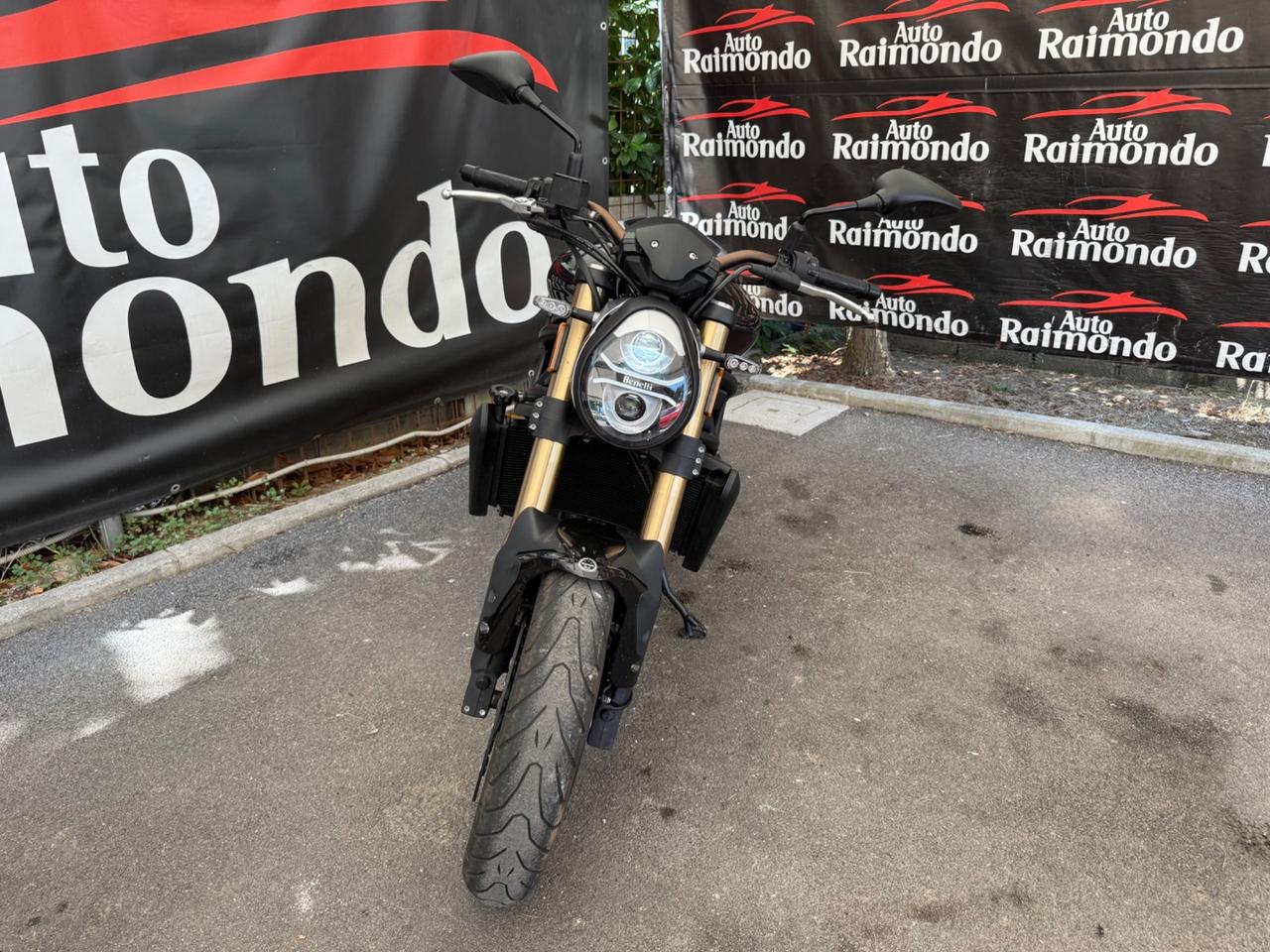 Benelli 752 S