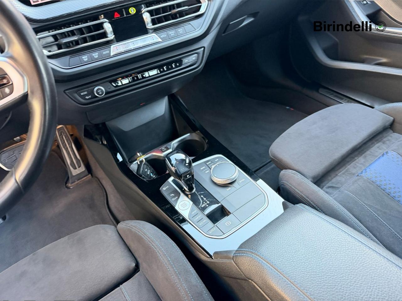 BMW Serie 1 (F40) - M 135i xDrive